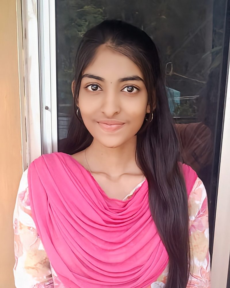 Kaviya Dharshni S